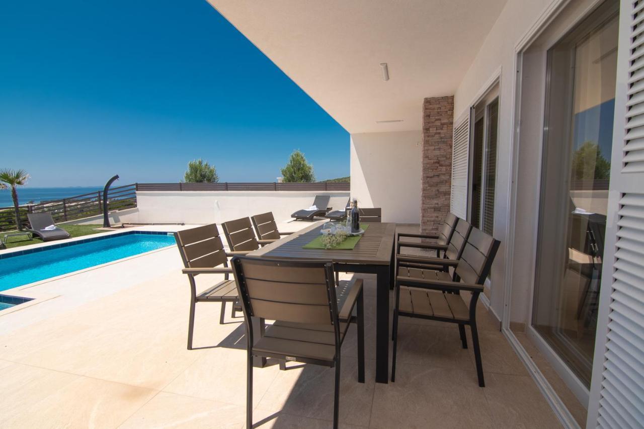 Royal I With Private Pool Novalja