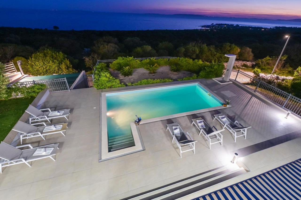 Royal I With Private Pool